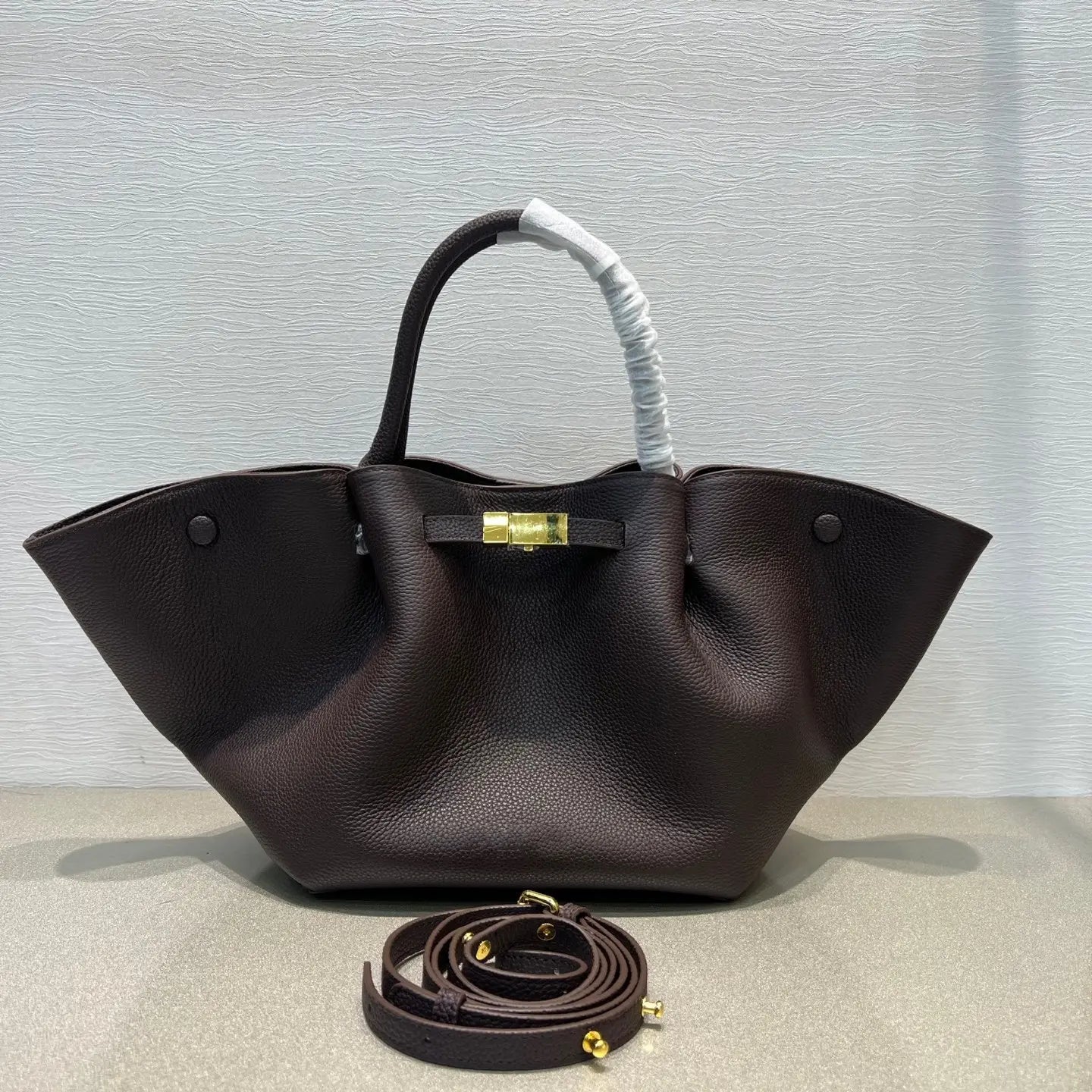 The MAIA Sculpted Tote- Golden Brown
