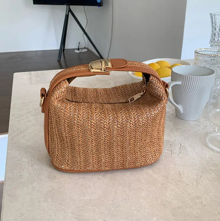 The SOLA Straw Crossbody- Brown