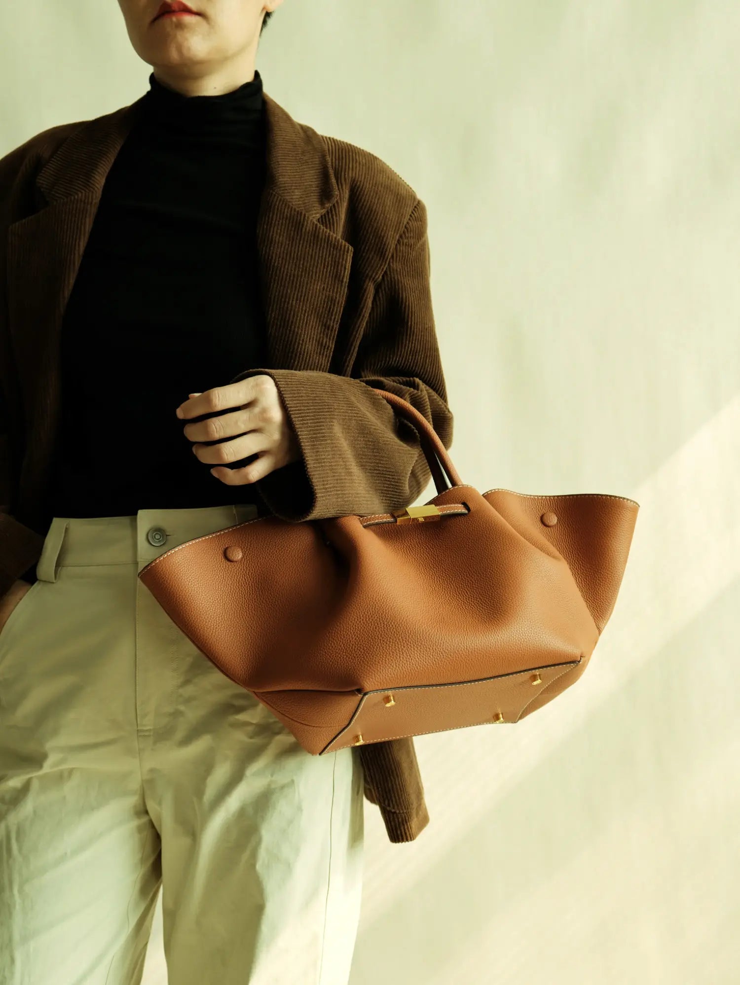 The MAIA Sculpted Tote- Golden Brown