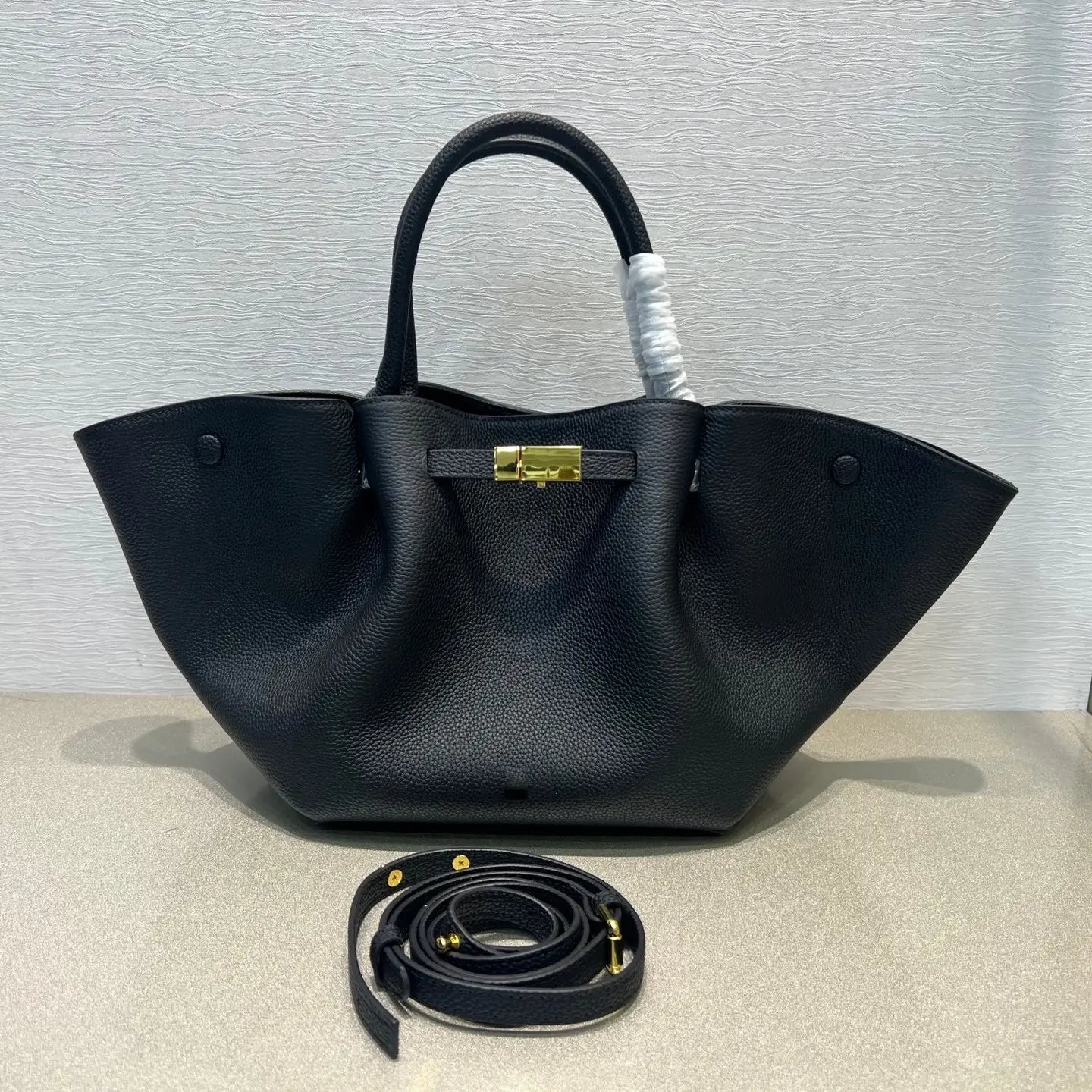 The MAIA Sculpted Tote- Golden Brown